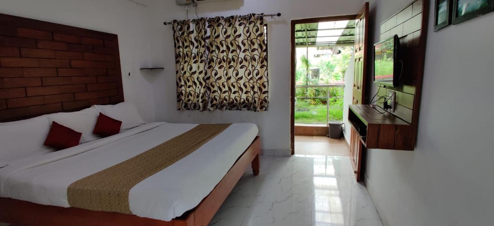 Hotel Mj Beach Resort Бага Екстер'єр фото