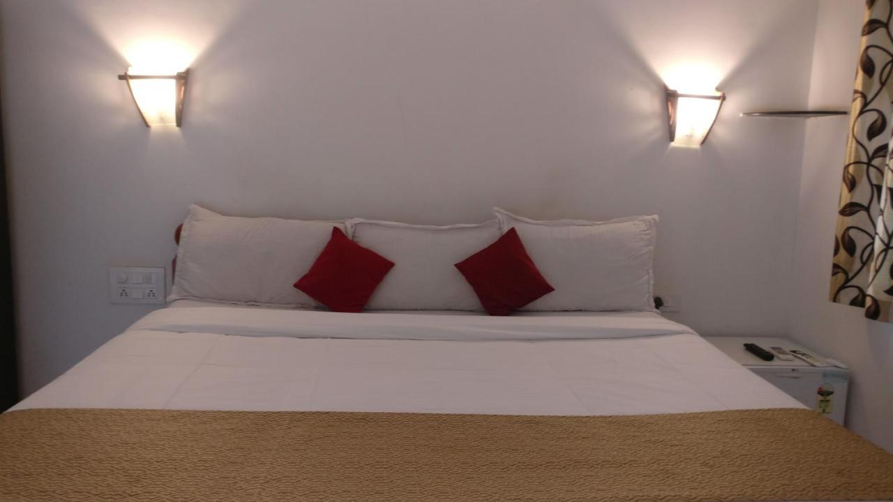 Hotel Mj Beach Resort Бага Екстер'єр фото